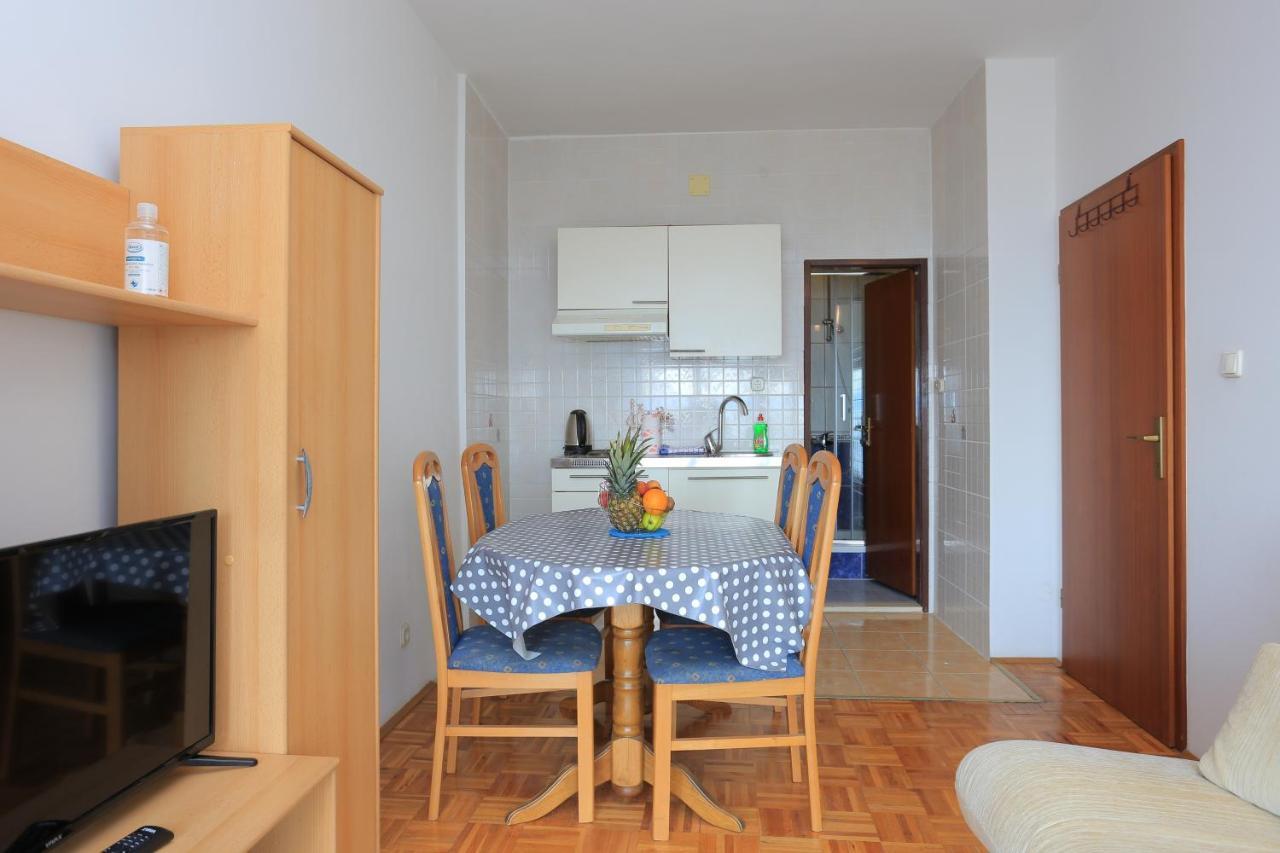 Apartments By The Sea Podgora, Makarska - 18918 Kültér fotó