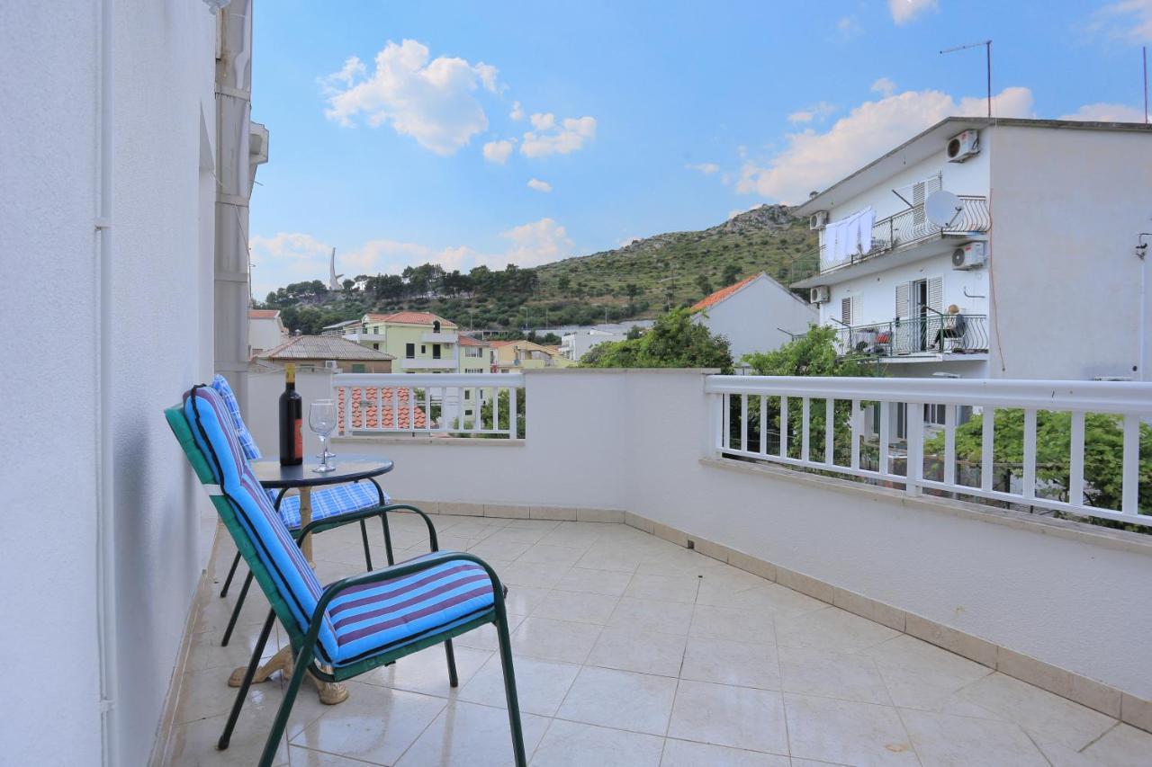 Apartments By The Sea Podgora, Makarska - 18918 Kültér fotó